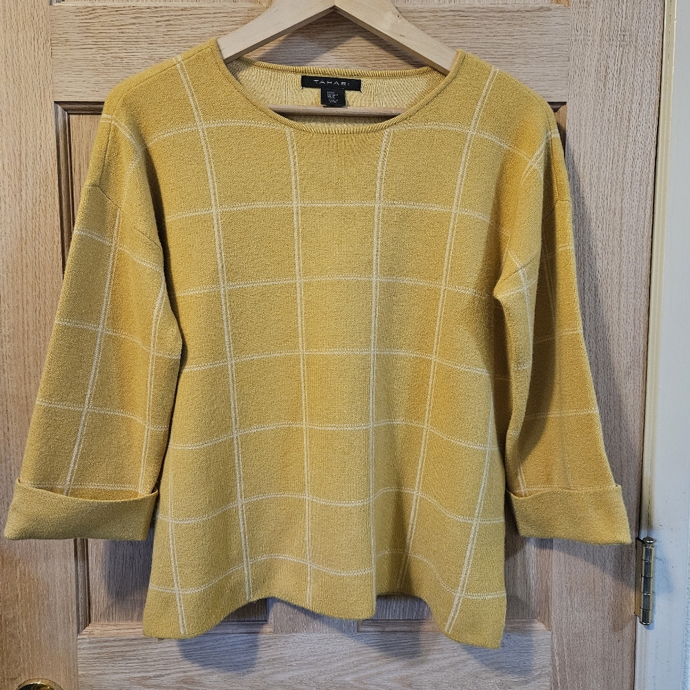 Medium Tahari Yellow Sweater for Women